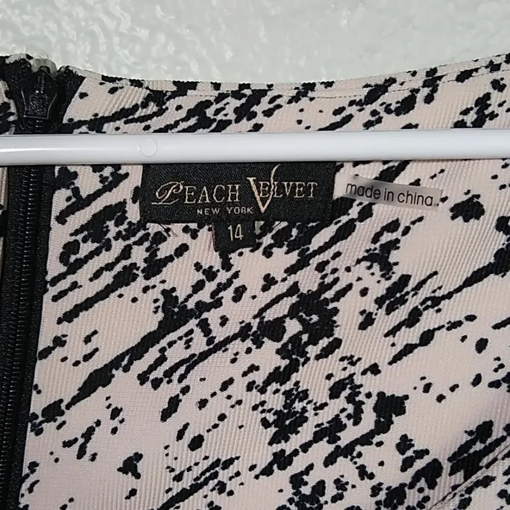 Peach Velvet Floral and Paisley Print Dress‎ 14